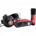 Kit Interface de Áudio + Microfone + Headphone Solo Studio FOCUSRITE