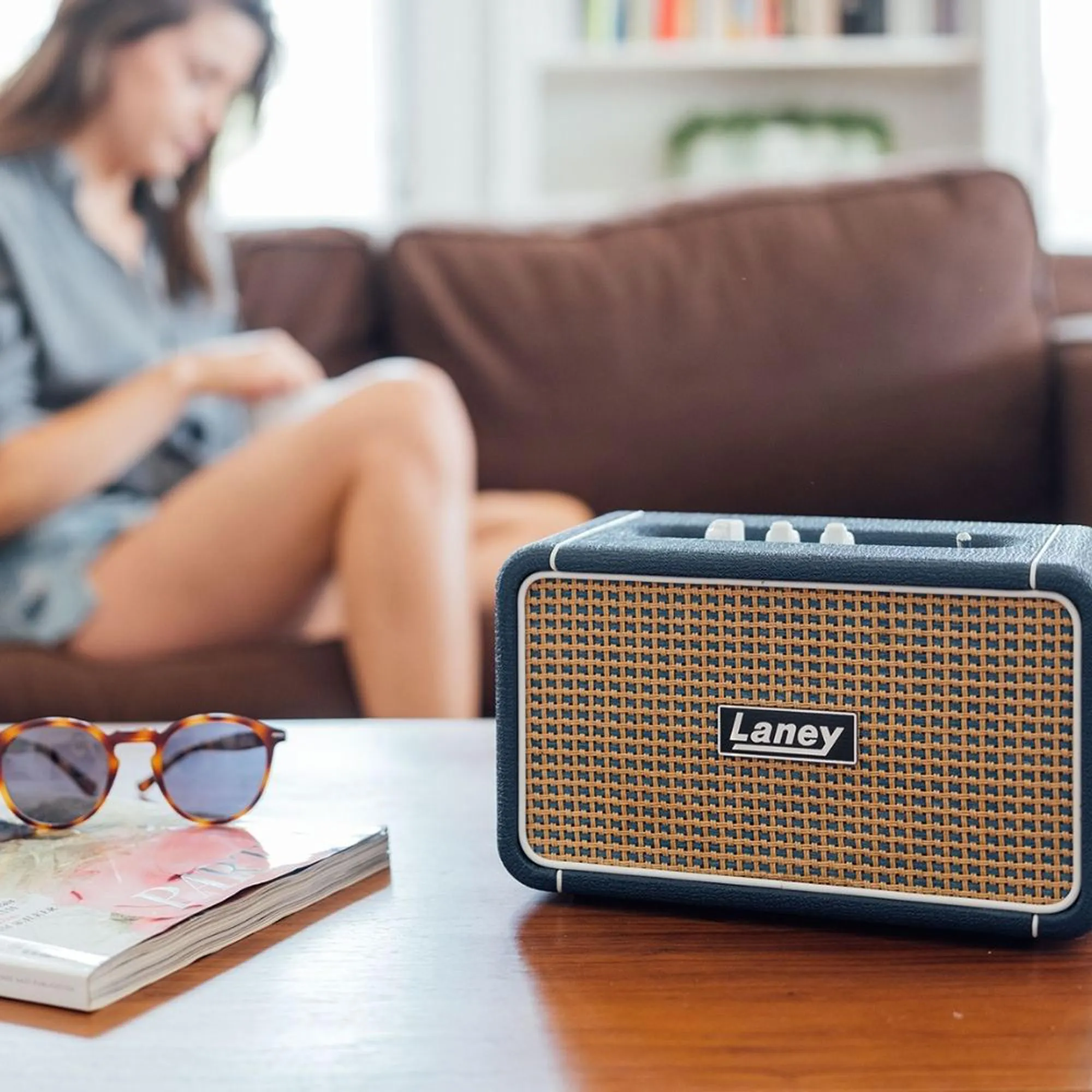 Caixa de Som Bluetooth Laney F67LH Azul