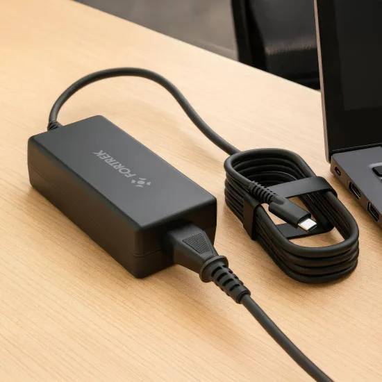 Carregador de Notebook USB-C Fortrek NC61 65w Preto