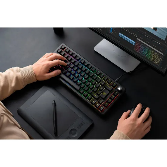 Teclado Gamer Mecânico Fortrek Shift Hotswap Preto